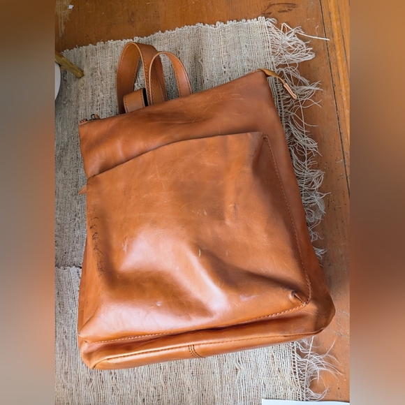 Andar Addison Backpack - Picture 2 of 8